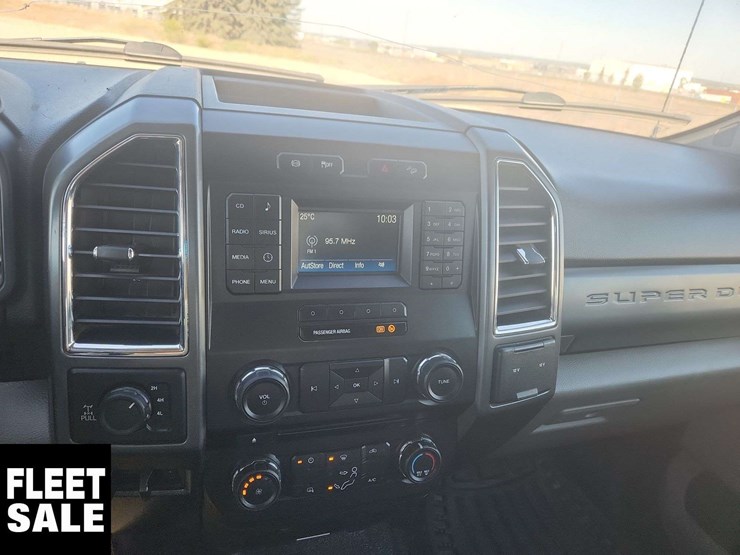 2017-ford-f350-image-21