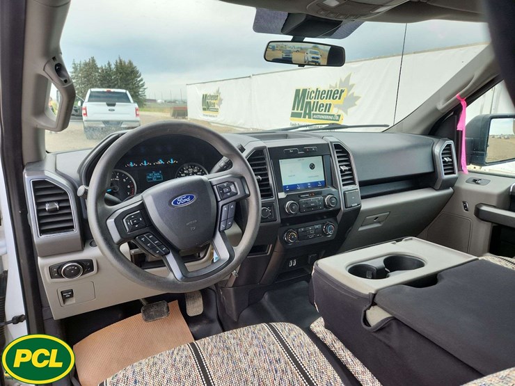 2020-ford-f150-image-23