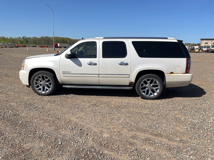 2008-gmc-yukon-denali-image-2