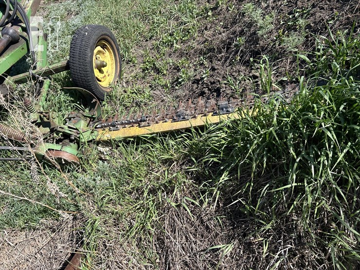 john-deere-450-image-10