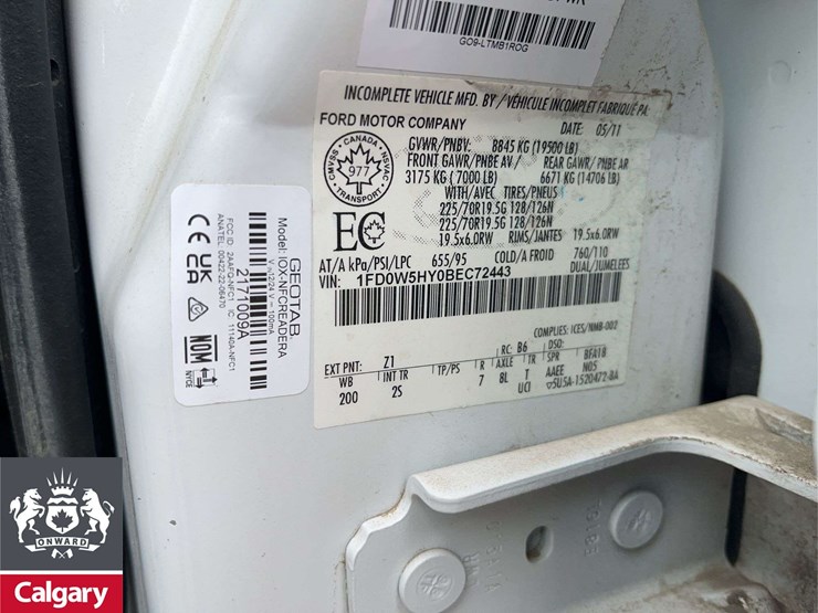 2011-ford-f550-image-28
