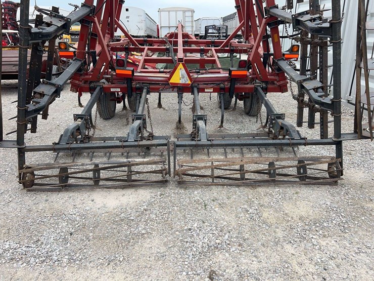 case-ih-4300-image-6