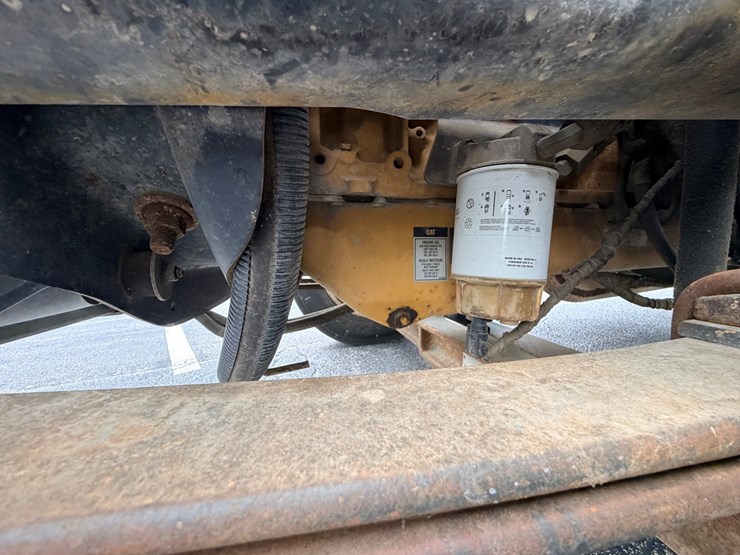 2004-ford-f650-image-27