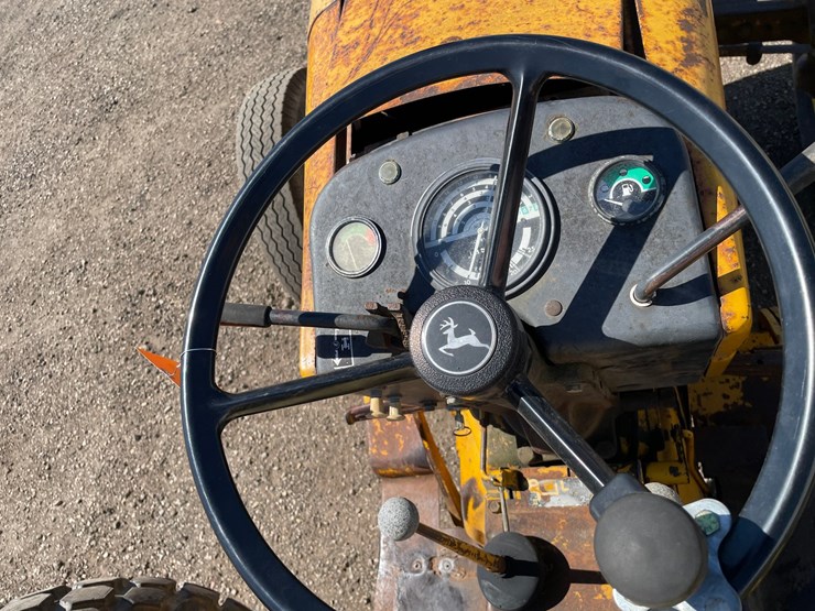 john-deere-302d-image-22