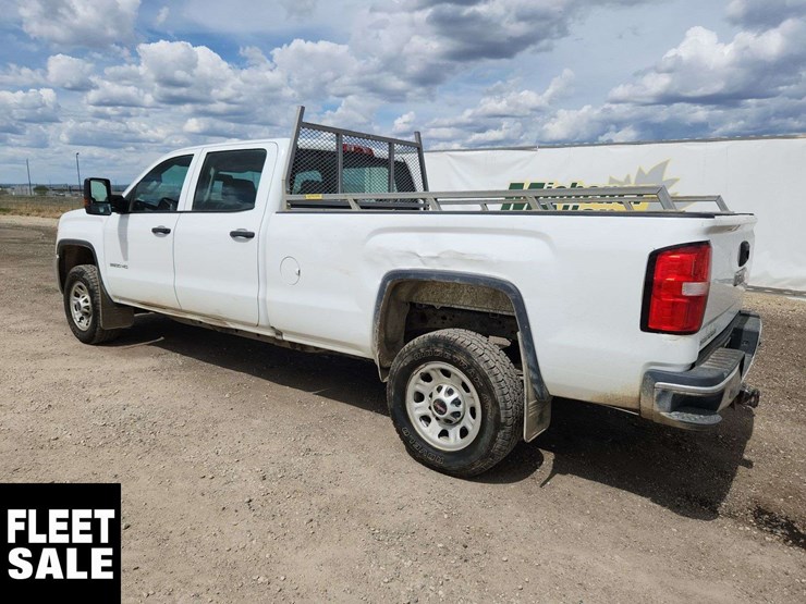 2017-gmc-sierra-2500hd-image-3