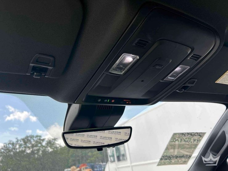 2024-chevrolet-tahoe-image-19