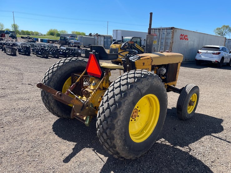 john-deere-302d-image-4