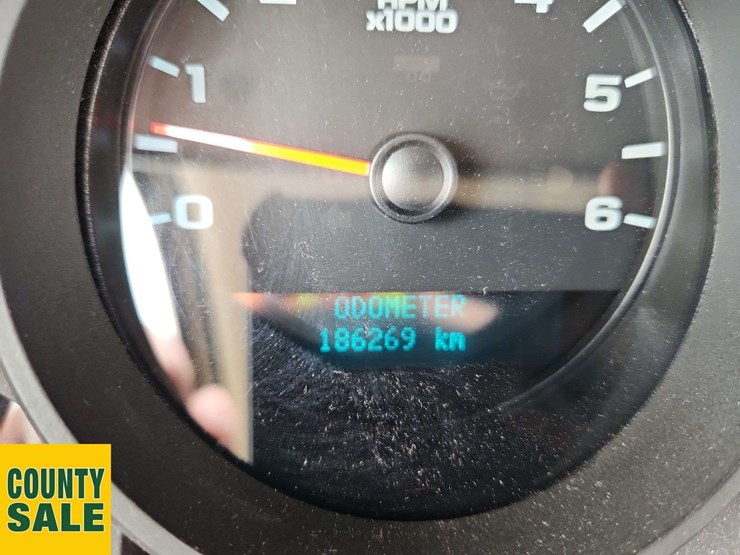 2013-gmc-sierra-1500-image-28