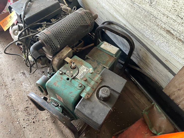 #2838-•-(2)-engines-(or)-image-2