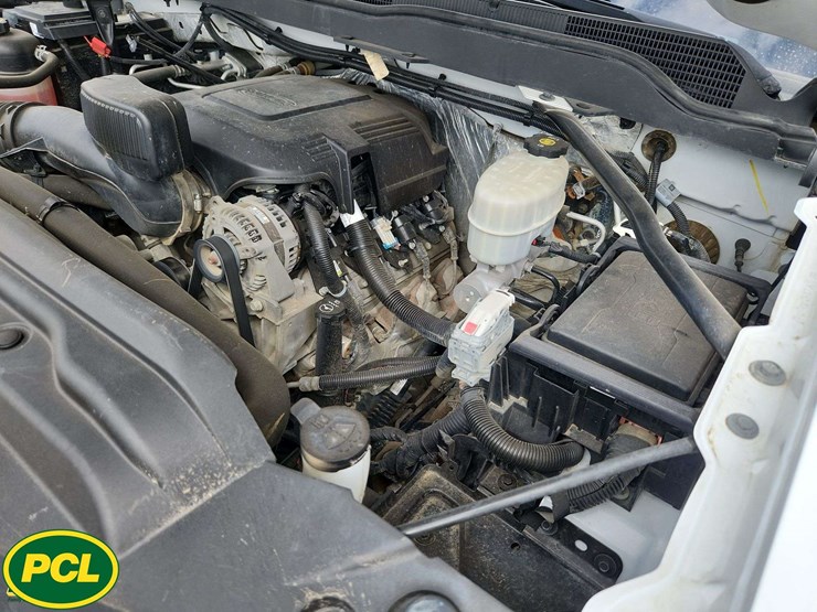 2017-chevrolet-silverado-2500hd-image-27