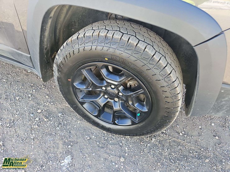 2019-jeep-cherokee-image-10