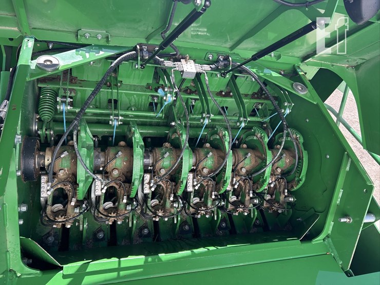2016-john-deere-l340-image-27