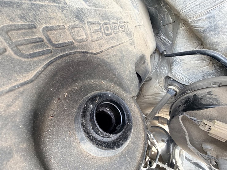 2014-ford-f150-image-38