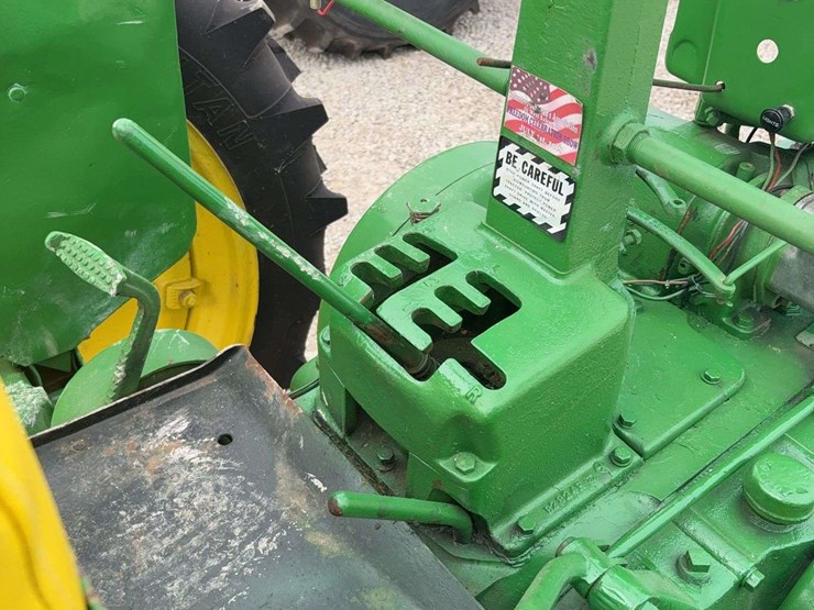 1950-john-deere-b-image-15