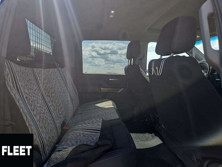 2022-gmc-sierra-2500hd-image-17