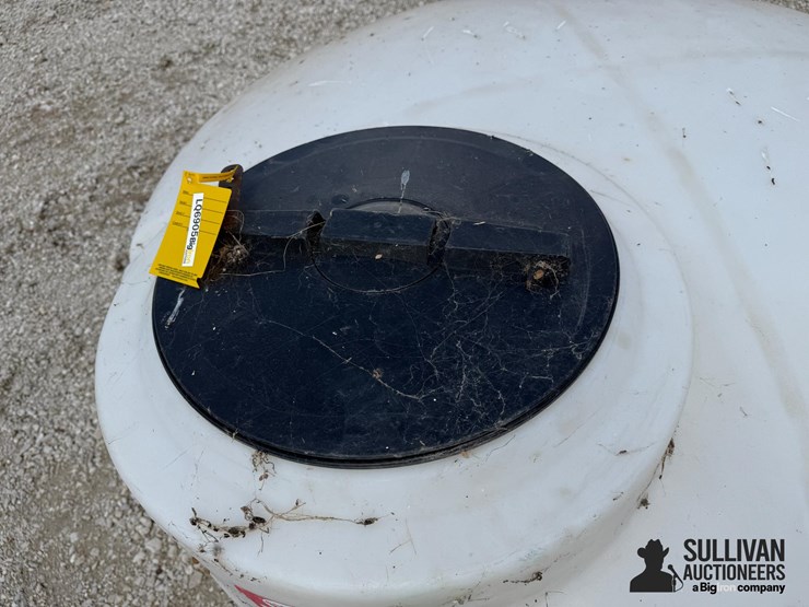 550-gal-poly-tank-image-5