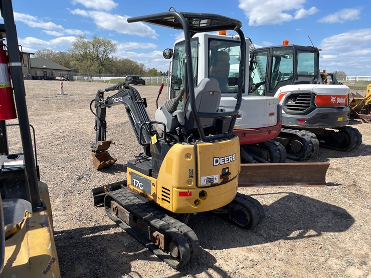 deere-17g-image-2