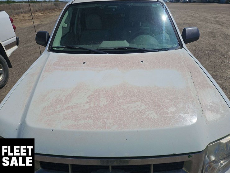 2011-ford-escape-image-31