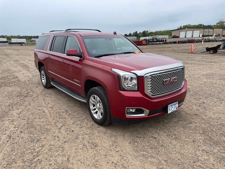 2015-gmc-yukon-denali-image-7