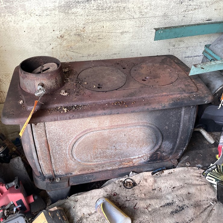 #2836 • Vogelzang Wood Stove (OR)