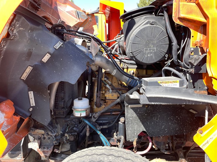 2006-caterpillar-c13-image-42