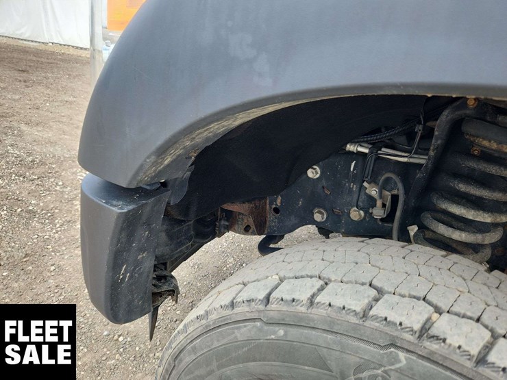 2013-ford-f450-image-48