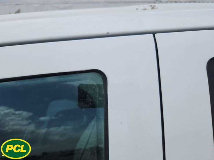 2017-gmc-sierra-2500hd-image-47
