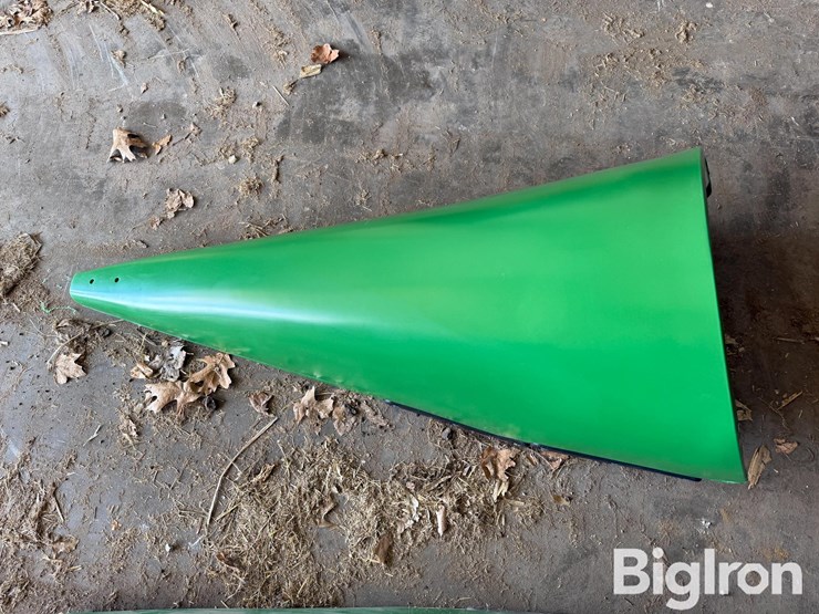 john-deere-corn-head-snouts-image-7