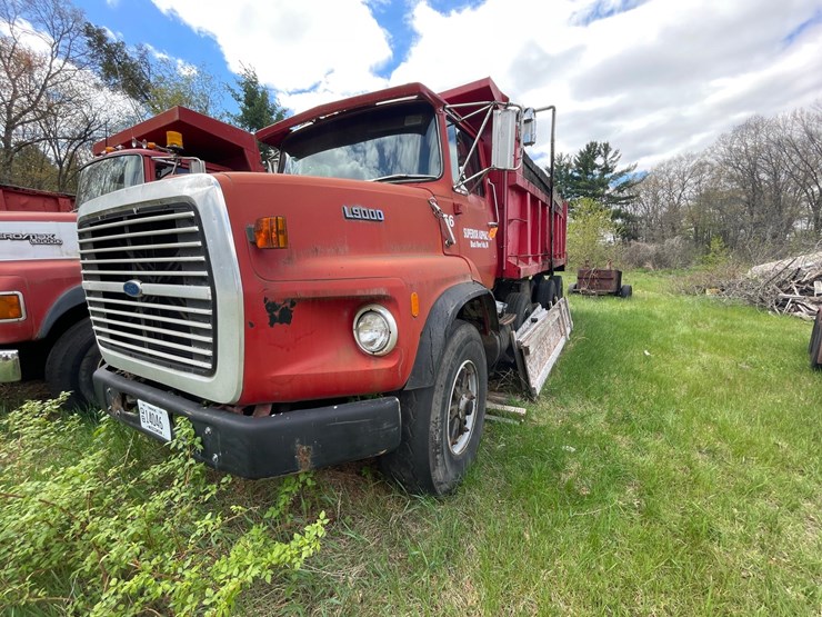 1988-ford-l9000-image-1