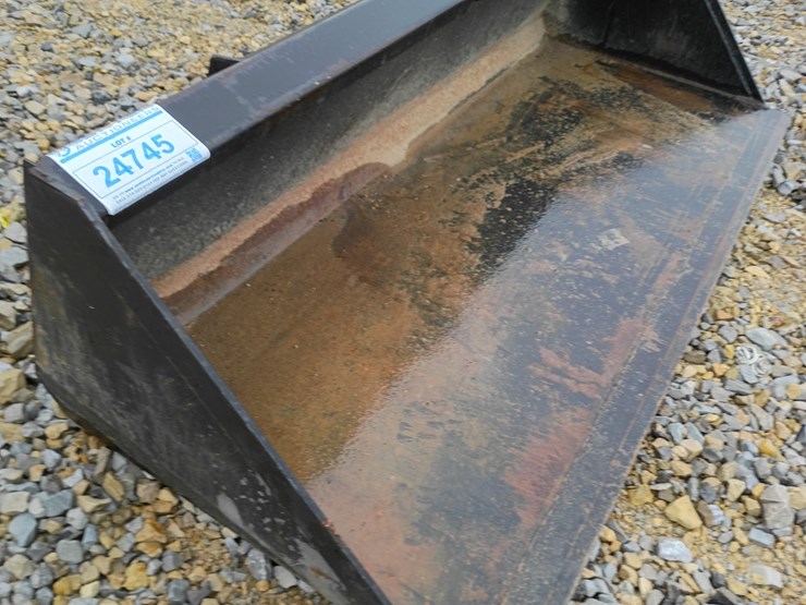 #24745-•-72"-smooth-bucket-skid-steer-attachment-image-11