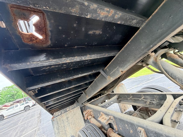 2004-ford-f650-image-82