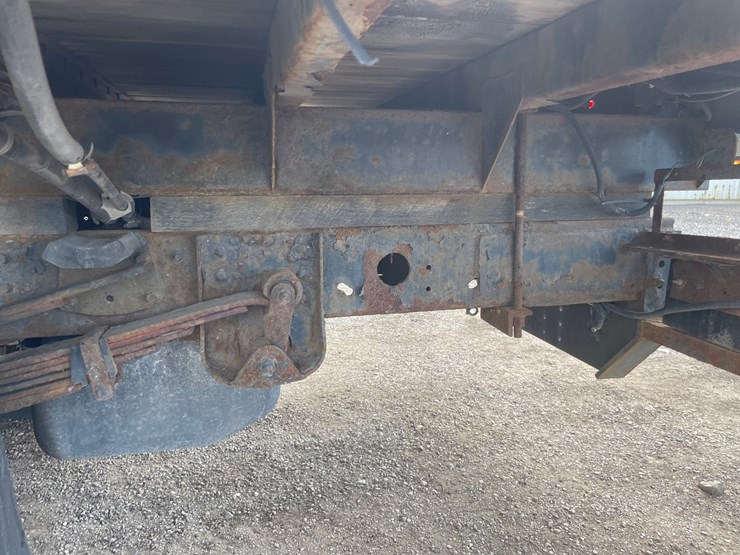 2005-chevrolet-3500-image-30