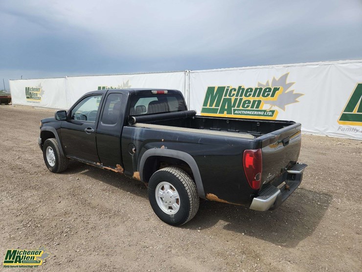 2008-chevrolet-colorado-lt-image-2