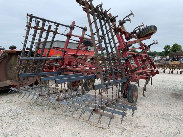 case-ih-4800-image-4