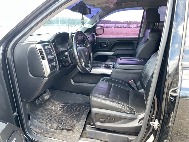 2015-chevrolet-silverado-1500-image-19