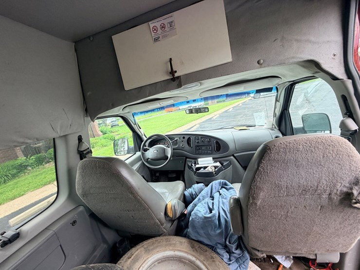 #24064-•-2007-ford-econoline-wagon-van-image-69