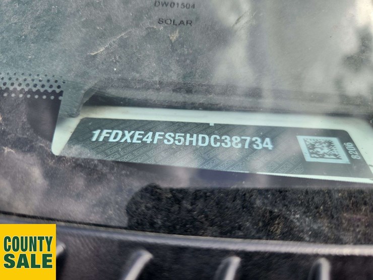 2017-ford-e450-image-23