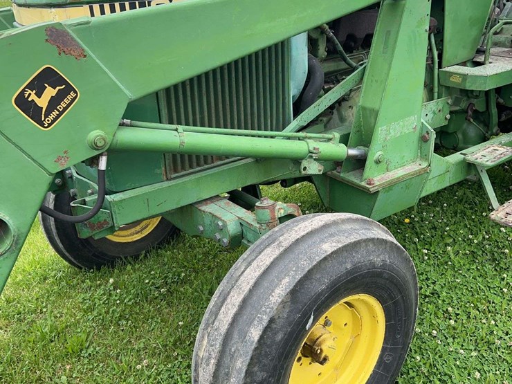 john-deere-2940-image-6