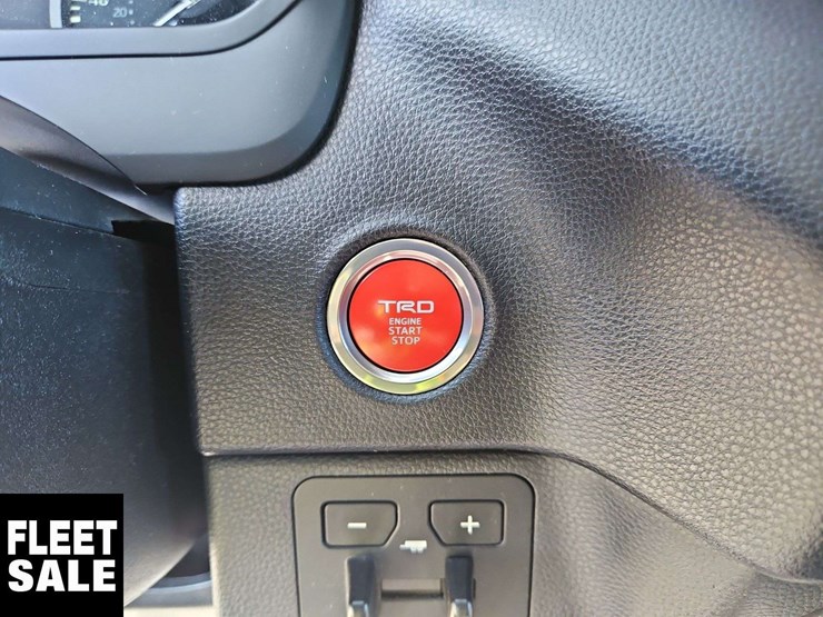2023-toyota-tundra-image-25