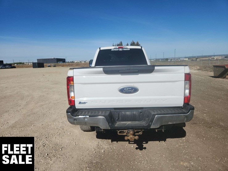 2017-ford-f350-image-9