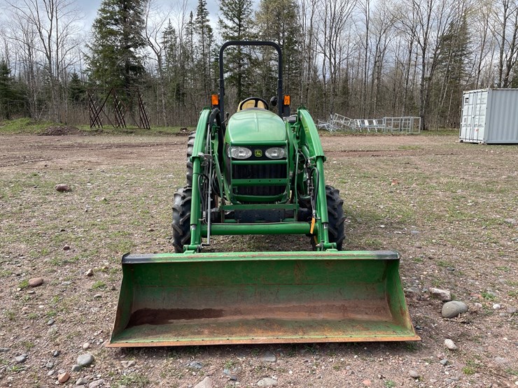 2005-john-deere-4120-image-8