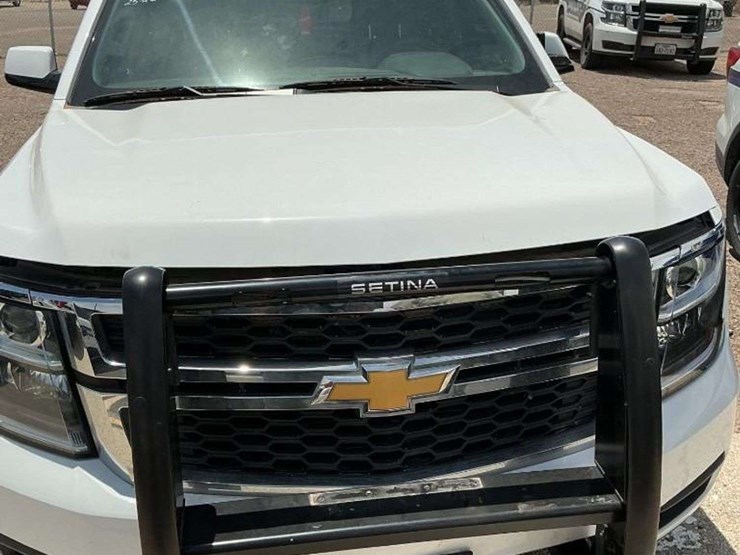 2019-chevrolet-tahoe-image-1