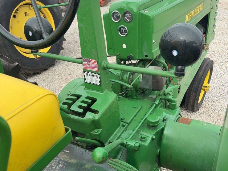 1950-john-deere-b-image-13