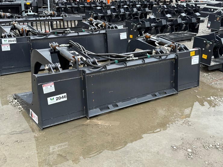 #2046-•-jct-60"-skid-steer-grapple-inv#-49455-image-2