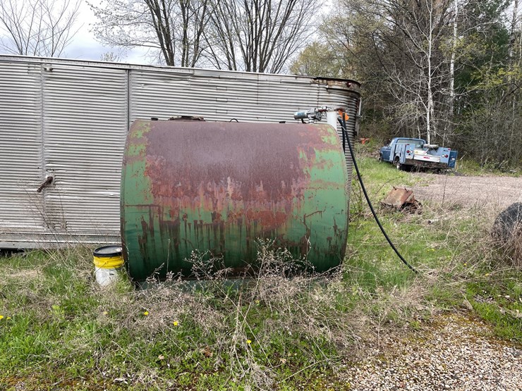 #2815-•-metal-fuel-tank-(g)-image-3