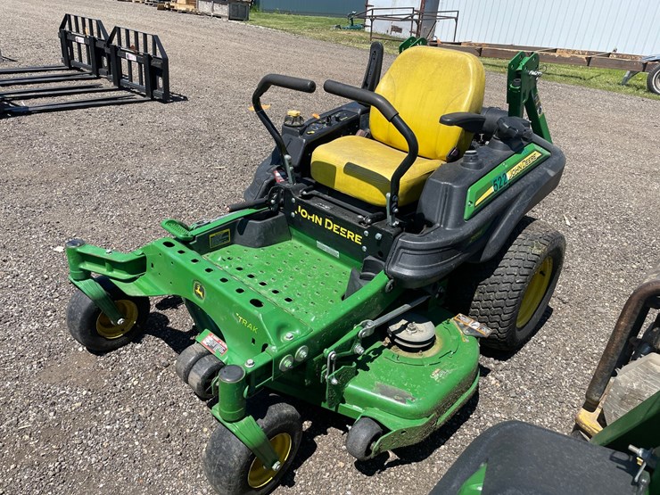 2020-john-deere-z915e-image-1