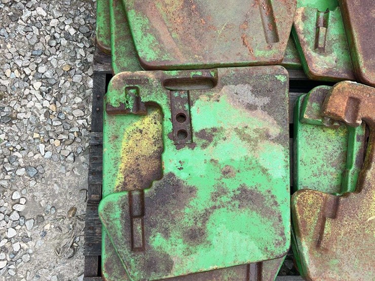 john-deere-12-image-2
