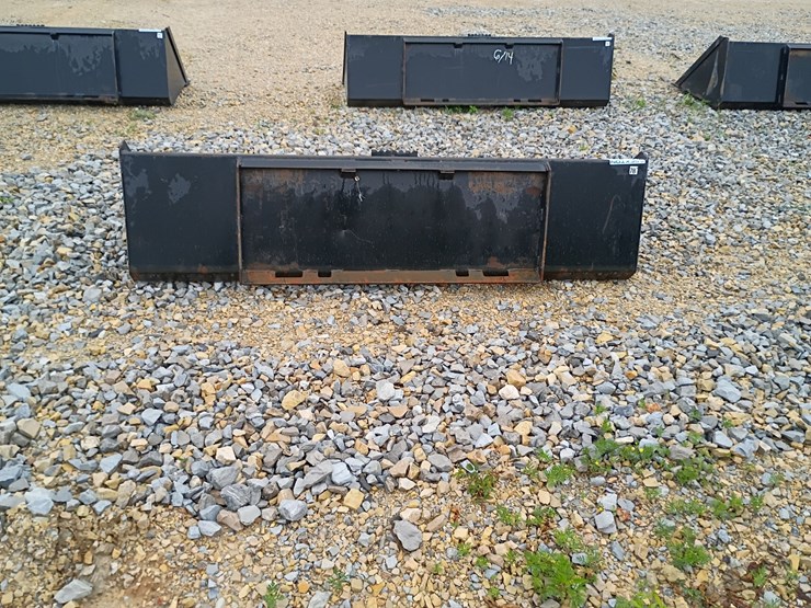#24752-•-78"-smooth-bucket-skid-steer-attachment-image-3