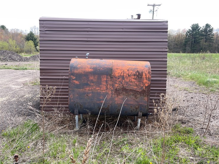 #2821-•-shed-with-contents-(g)-image-8