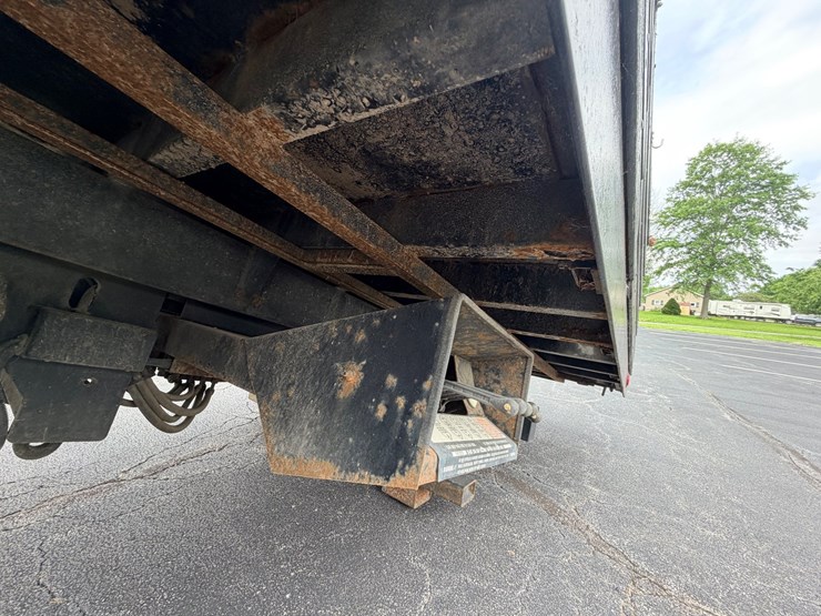 2004-ford-f650-image-76